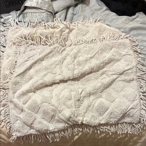 Elegant Cream Textured Throw Blanket